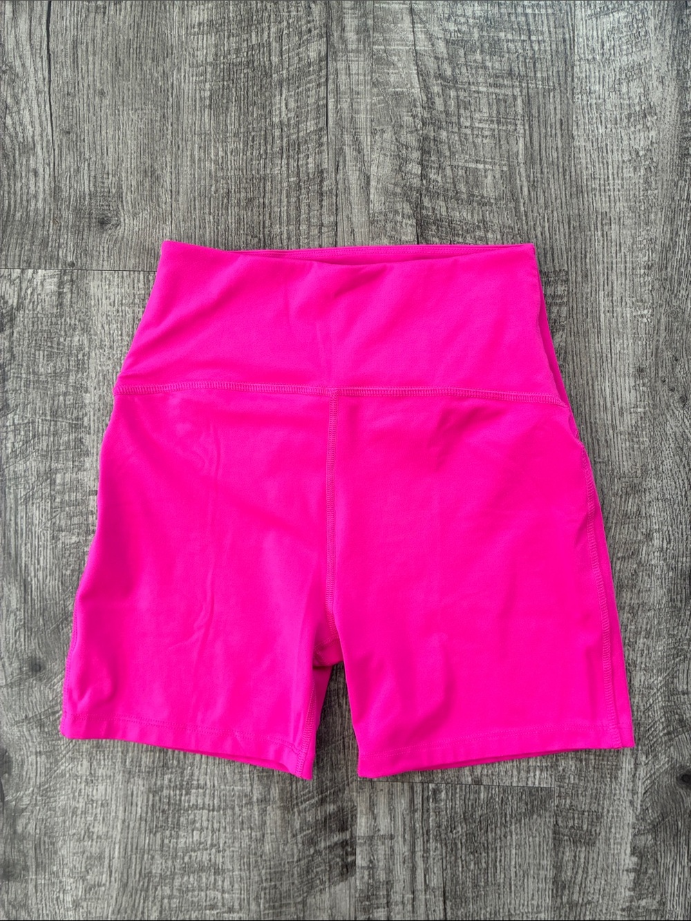 Beyond Yoga High-Waist 5” Bike Shorts ✧ Hot Pink ✧ Size M